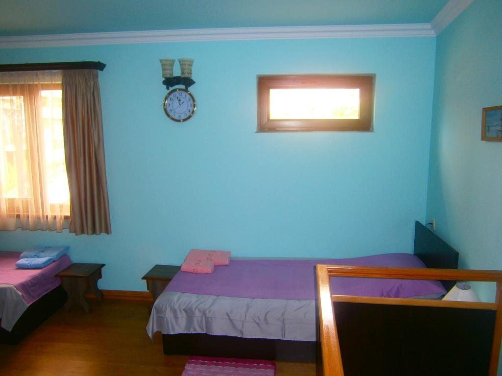 Aygestan Comfort Holiday Home Yerevan Ruang foto