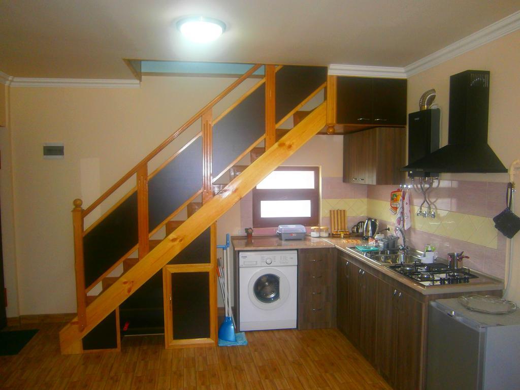 Aygestan Comfort Holiday Home Yerevan Ruang foto